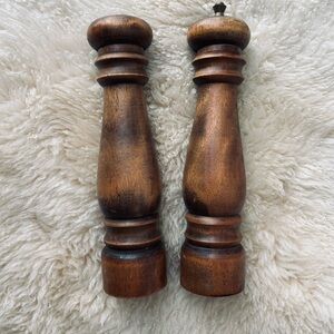 Vintage Wooden Pepper and Salt Grinder Set